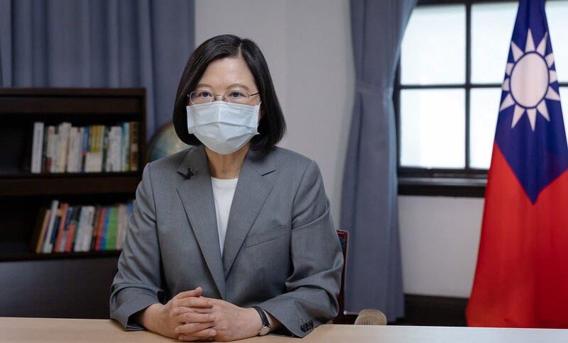 蔡英文总统透过视频发表演说。(总统府提供)